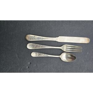 Vintage Holmes & Edwards XIV Silverplate Flatware Set Knife Fork Spoon Floral En